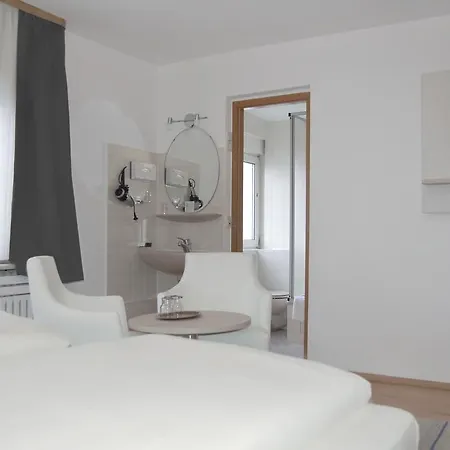 酒店 Airport Zeltinger Hof