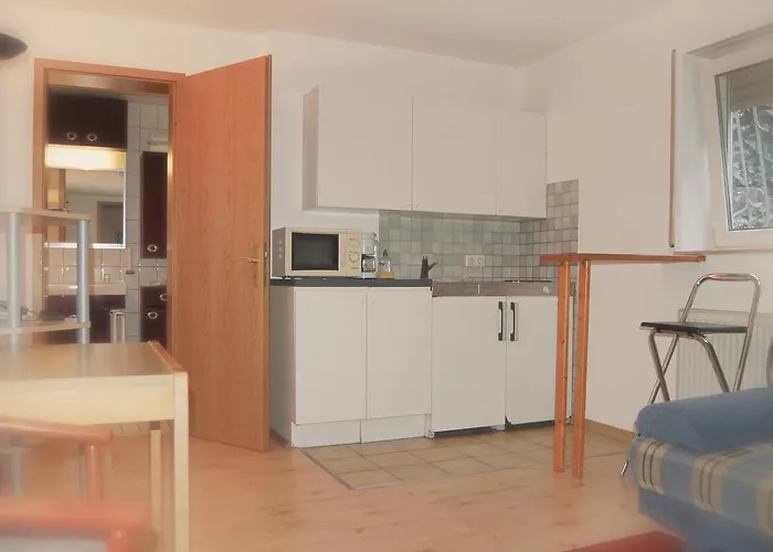 Airport Zeltinger Hof Kelsterbach