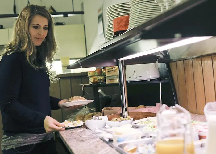 Airport Zeltinger Hof Kelsterbach